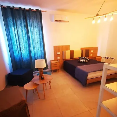 Camping Costa Merlata Bed and breakfast