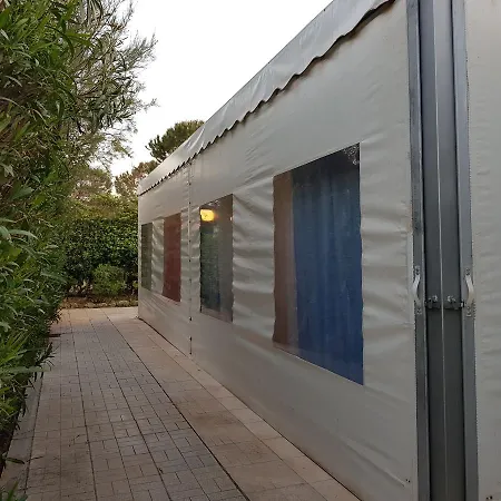 Camping Costa Merlata Bed and breakfast *